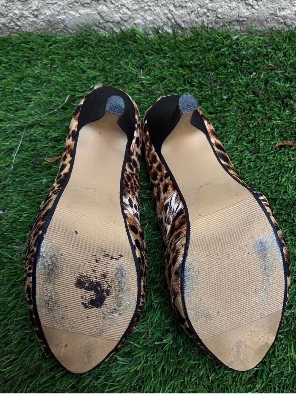 Lady Couture leopard print  peak-a-boo toe high heels Size 7.5 W